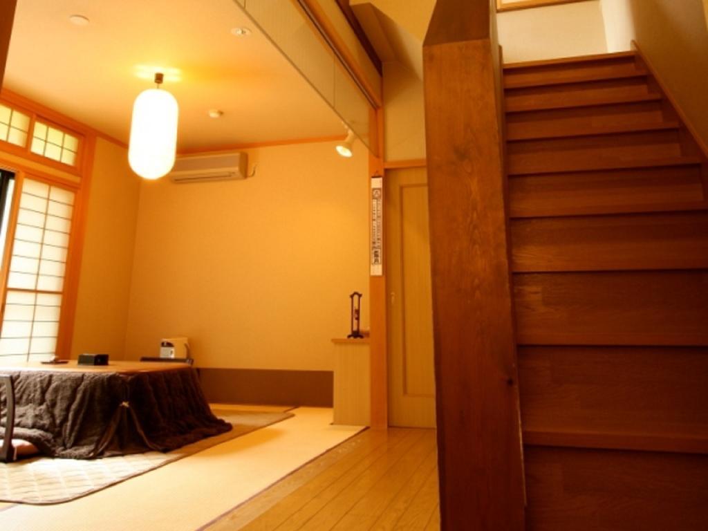 Ryokan Kutsuroginoya Yuu Takayama  Quarto foto