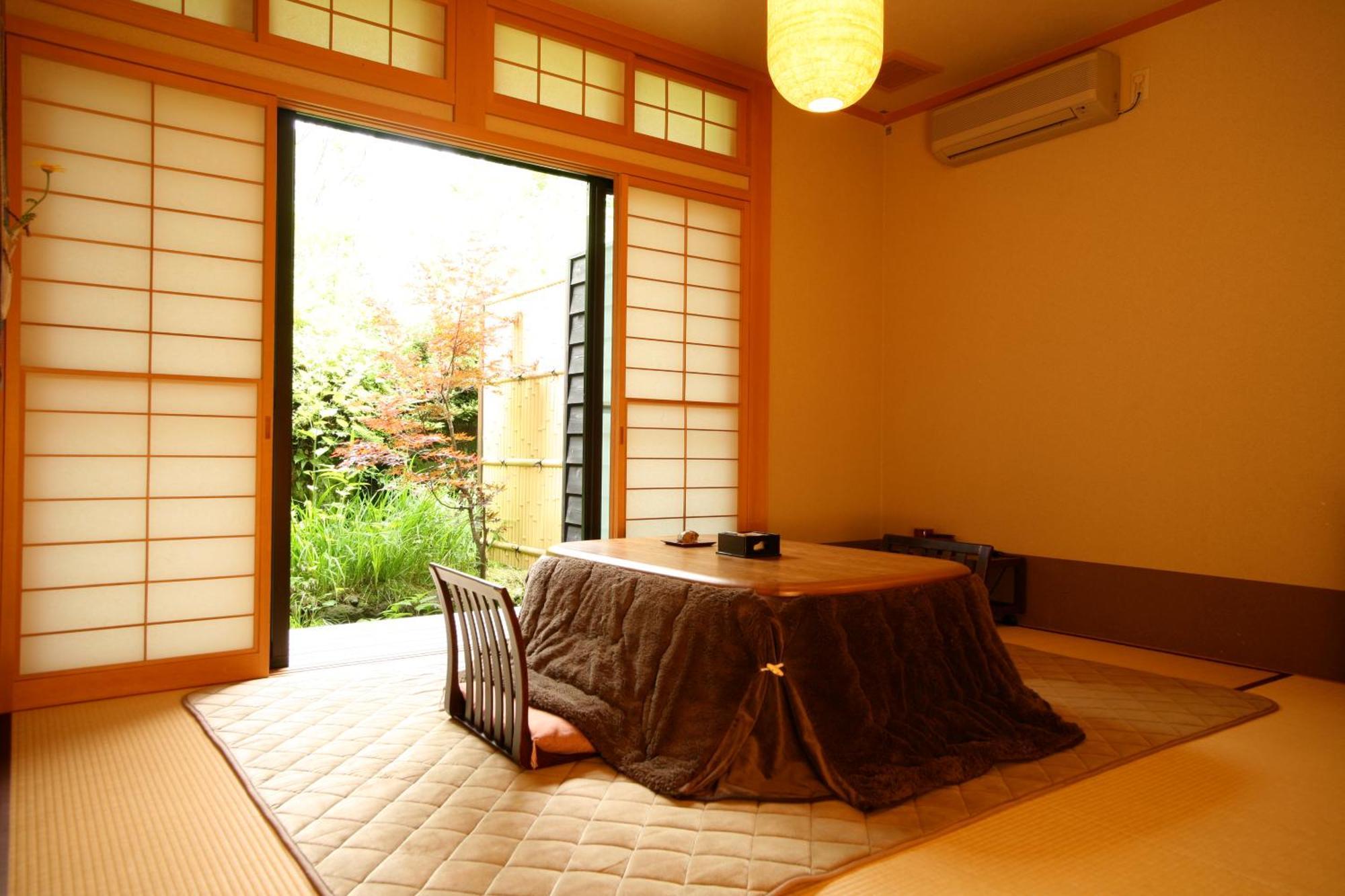Ryokan Kutsuroginoya Yuu Takayama (Gifu) Exterior foto