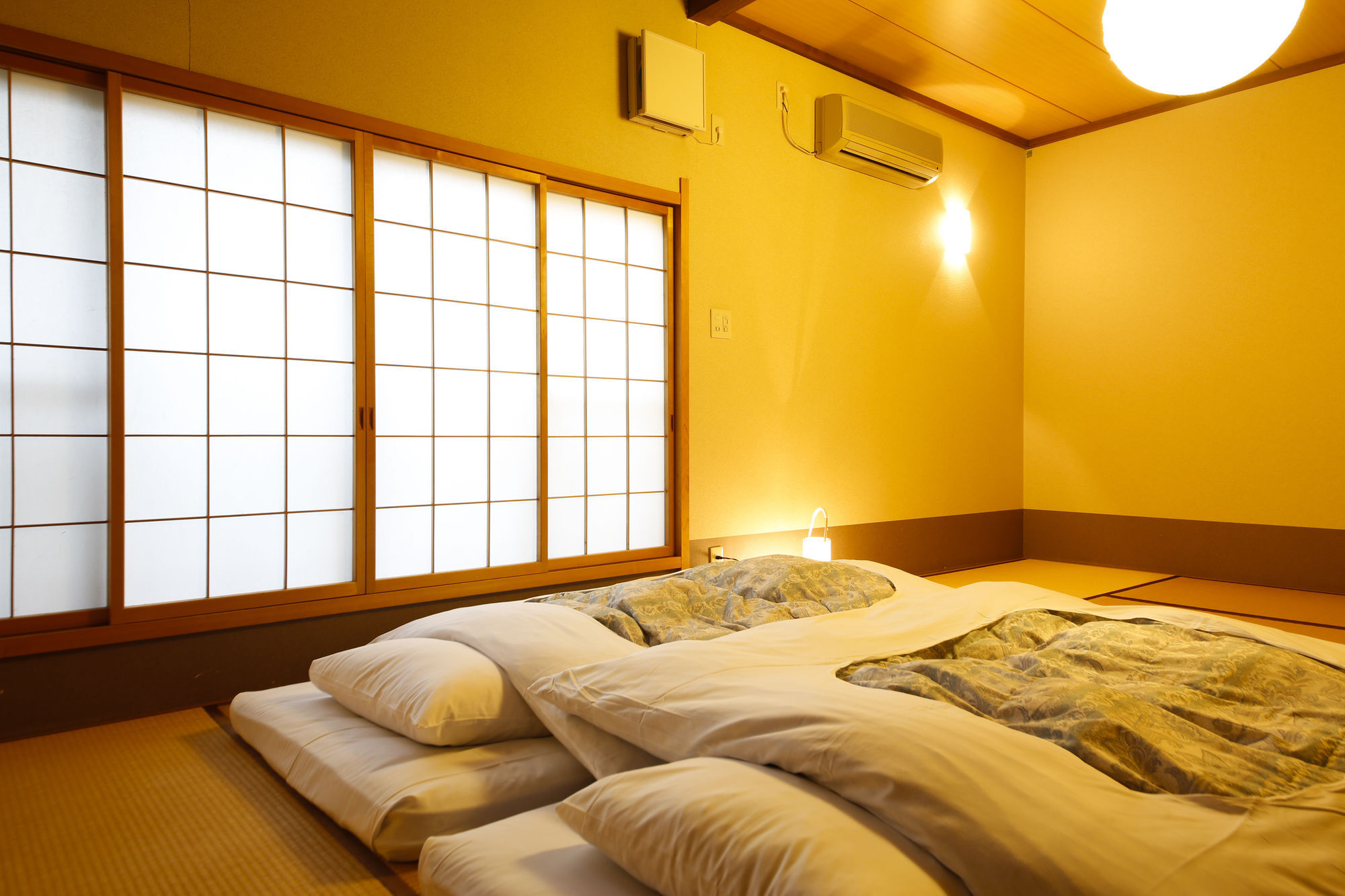 Ryokan Kutsuroginoya Yuu Takayama (Gifu) Exterior foto