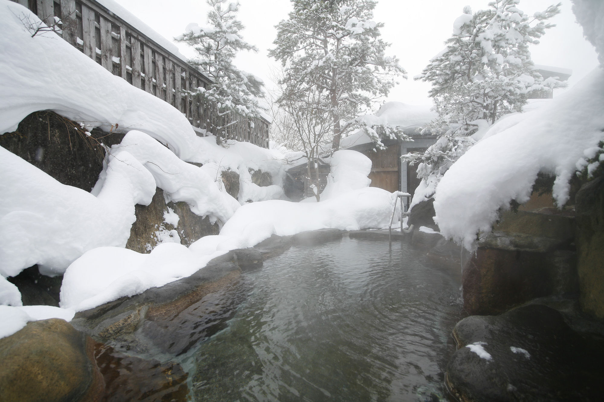 Ryokan Kutsuroginoya Yuu Takayama  Exterior foto