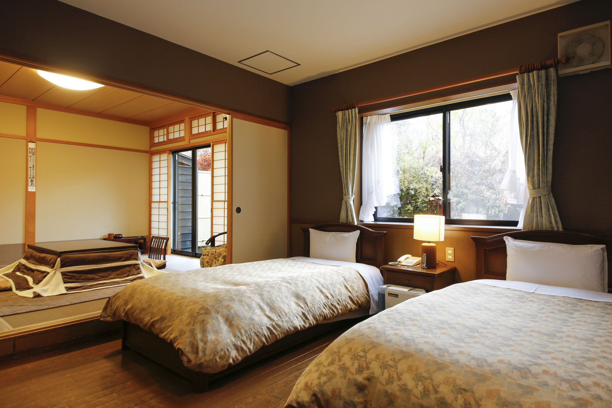 Ryokan Kutsuroginoya Yuu Takayama (Gifu) Exterior foto